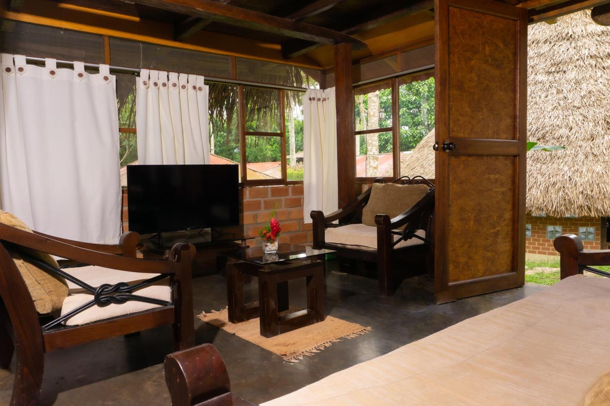 Las Jawas Lodge Sauce Exterior foto