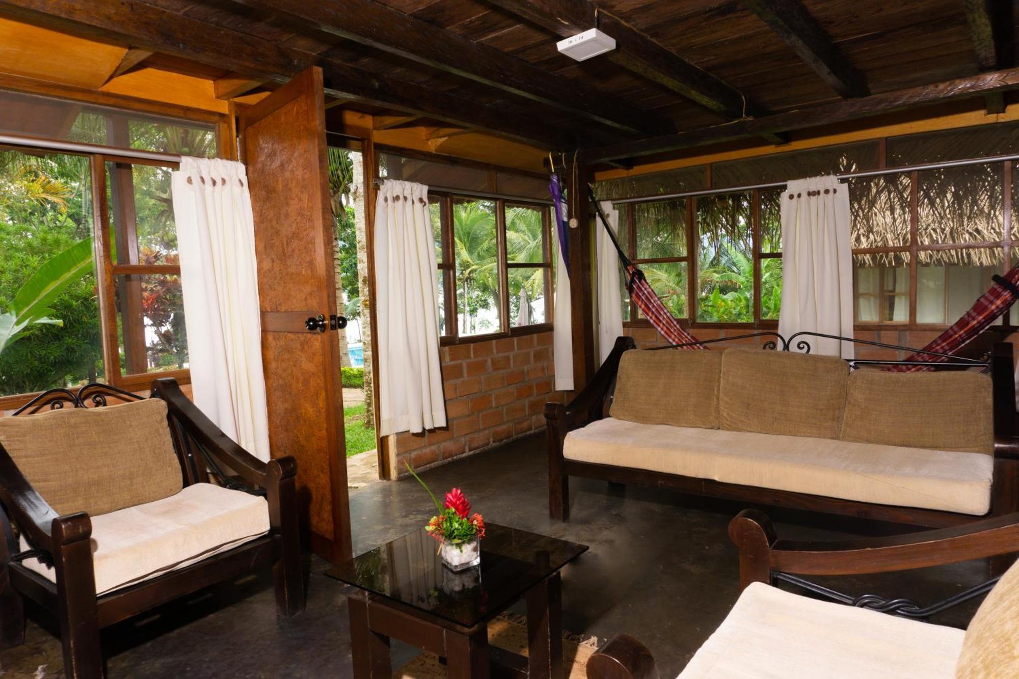 Las Jawas Lodge Sauce Exterior foto